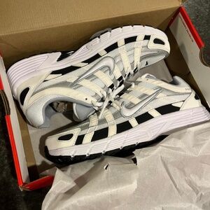 Nike P-6000
